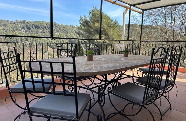 100m2 house 15 km from Nice, air conditioning and wifi