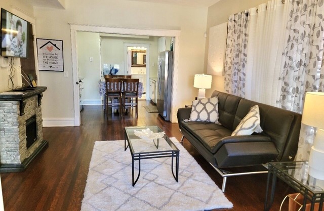 #101 ❤Location Historical Cozy Best View Wash-U Cable