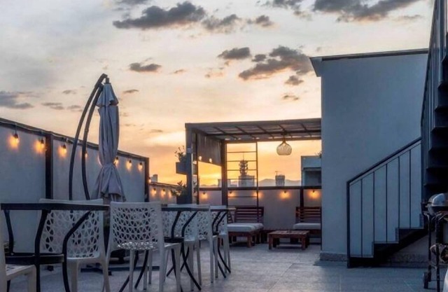 101 Lovely 2Bdrm 2bath apt AC Rooftop