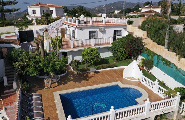 1014 Villa Anamari