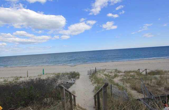103 N. Shore Blvd # 4 - Penthouse Condo: Ocean View, Private Beach Access