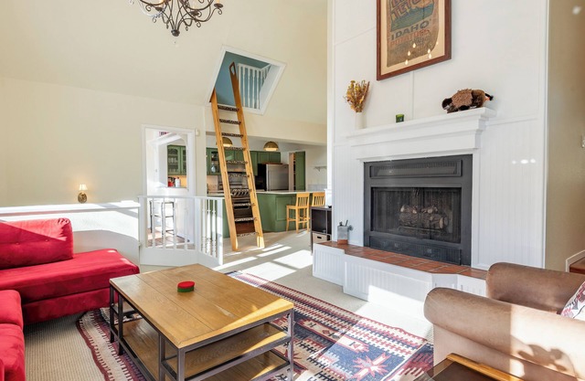 109A Buss Elle - New Spacious Property in Great West Ketchum Location