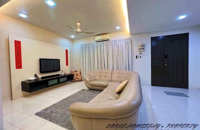 10pax -2 Storey House Bayu Mutiara at Bukit Mertajam