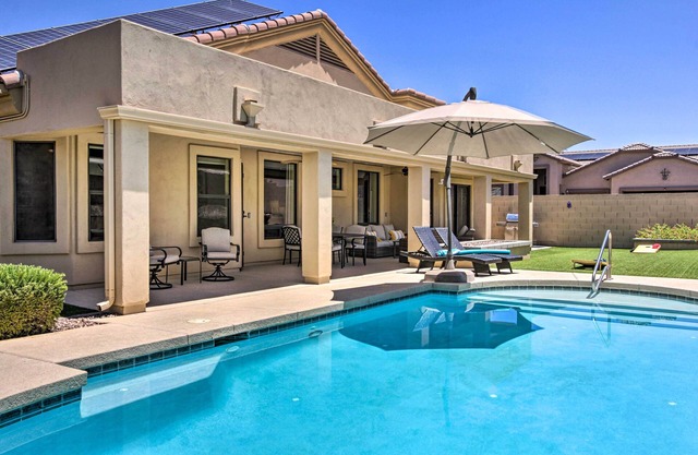 11 Mi to Dtwn Phoenix: Laveen Village Home w/ Pool