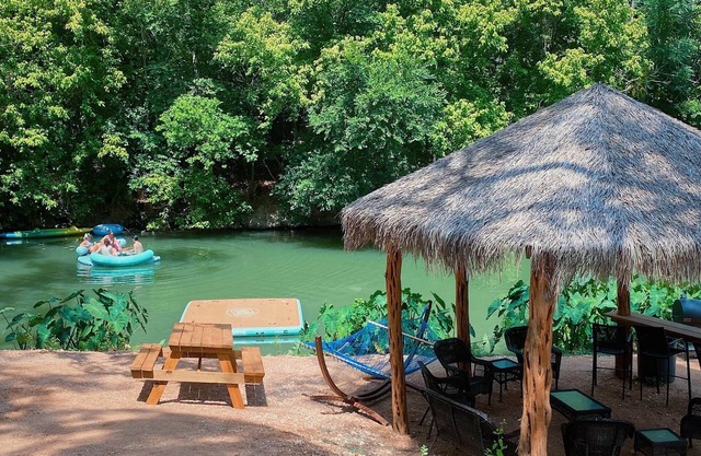 #11 Son’s Rio Cibolo Safari Cabin