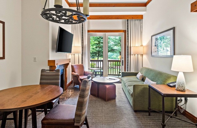 1124 A | 2 bdrm | The Pines| Ski In Ski Out Lodge At Spruce Peak