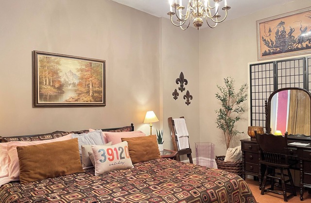 118 B&B - Center of Historic Downtown Natchez Listed Instant Book on