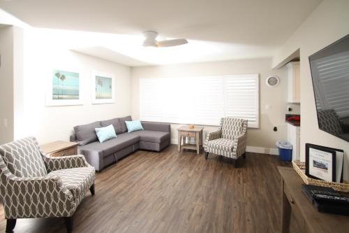 1202 South Pacific