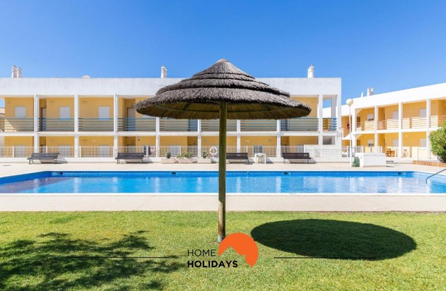 #123 T2 Pão das Areias by Home Holidays