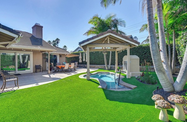 13 Mi to Downtown San Diego: Quiet Home w/ Spa!