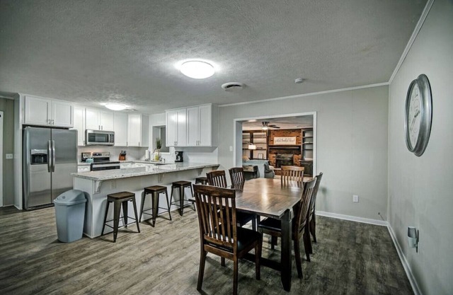 134 Meadowdale · Quite Neighborhood Executive Home 2 to 12 Mths