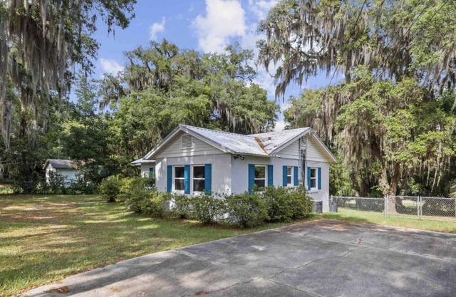 13th Street Cottage