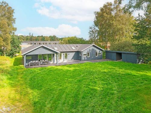 14 person holiday home in Grenaa-By Traum