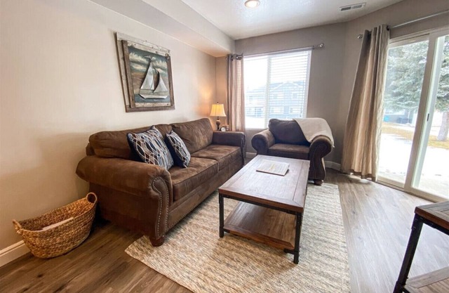 # 114 14 Plex, 1 Bett, 1 Bad