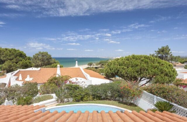 Superb Meerblick, Schöne 5 Schlafzimmer Villa in Vale do Lobo