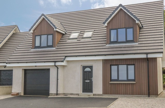 15 Waters Edge, BANFF