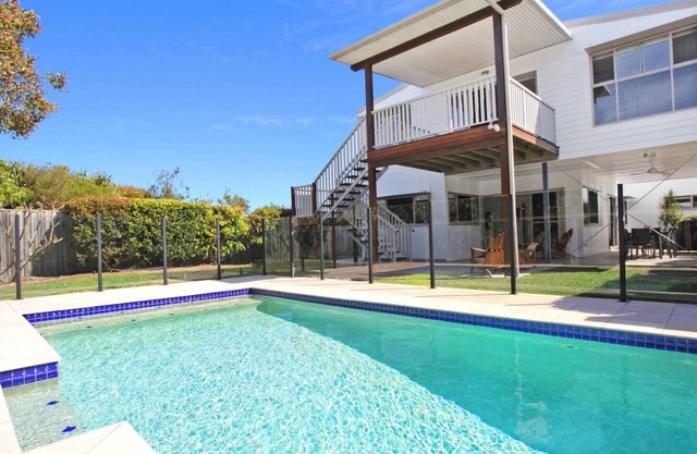 15 Wave Crescent Mount Coolum - Haustiere erlaubt, WIFI, Foxtel, Bettwäsche inklusive