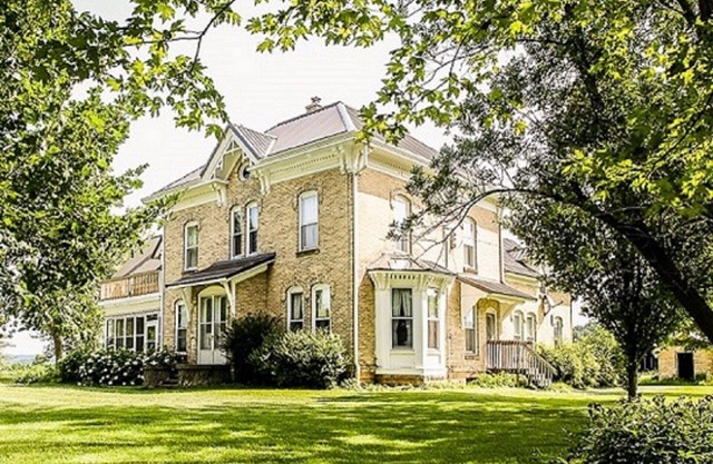 150 Jahre altes Haus in den malerischen Hügeln des Südwestens Wi gelegen
