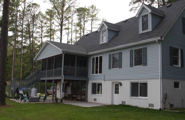 16 Acres Waterfront Retreat auf Deep Creek