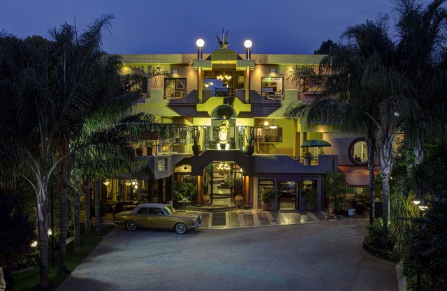 16 Themensuiten - Von Marrakesch bis Moulin Rouge ...