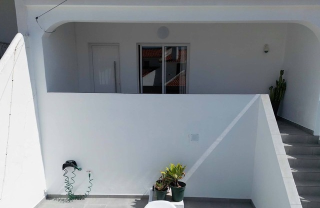 #170 Casa do Páteo I com alpendre by Home Holidays