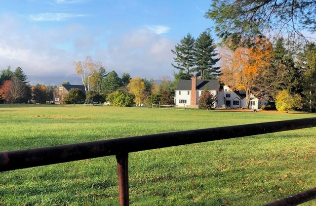 1700s Farmhouse with Modern Amenities and Comfort. Pool, Hot Tub, Views.
