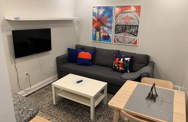 1703 5D · Artistic 1bed Apt / 20 min nach NYC-Parking Avail.