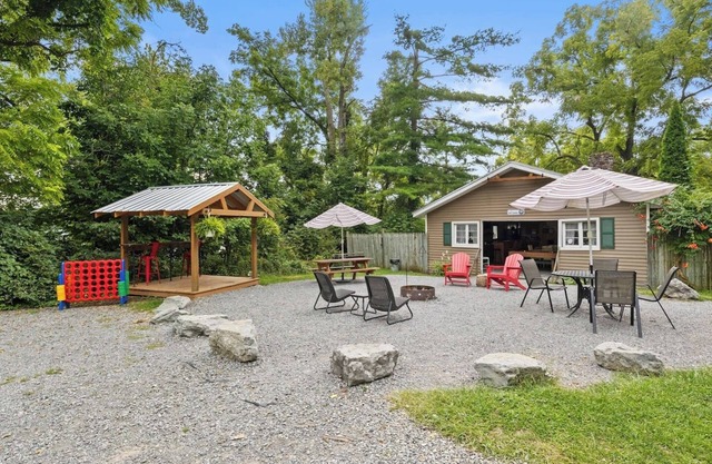 22 Guest Camp/Conesus Lakefront | Event Friendly