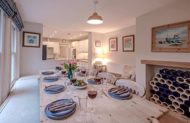 18 Hartington Road, Aldeburgh