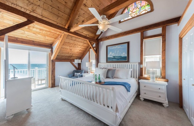 Panoramic Ocean Views and Private BEACH! Near Salem/Boston ❤️