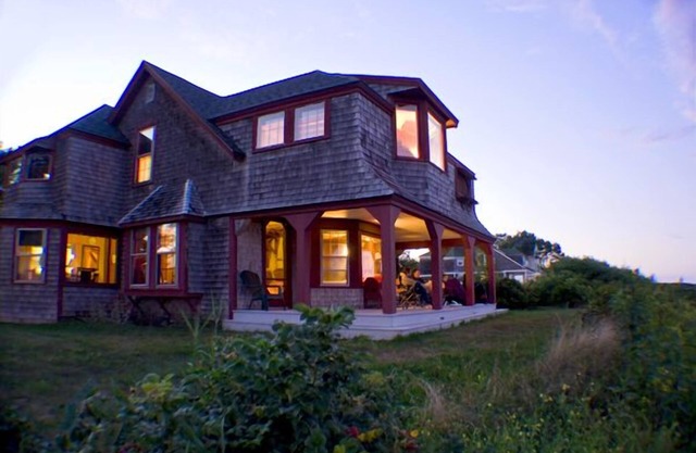 1890 Summer Cottage auf einem Ozean Bluff