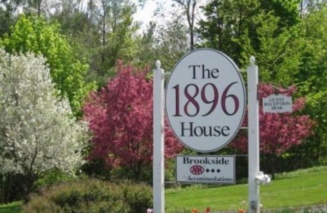 1896 House Country Inn & Motels