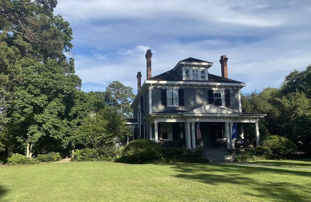 1901 Historic 3-Story Home w/ Pool near downtown Lafayette