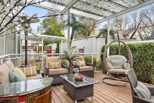 192-1328 Nanton Ave.-Vicenta