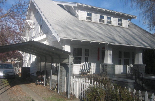 1920's Farmhouse