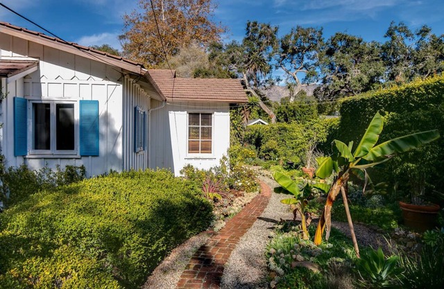 1920’s Montecito Hedgerow Cottage
