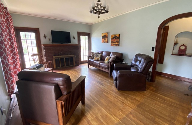 1930 Bungalow near downtown Weiser