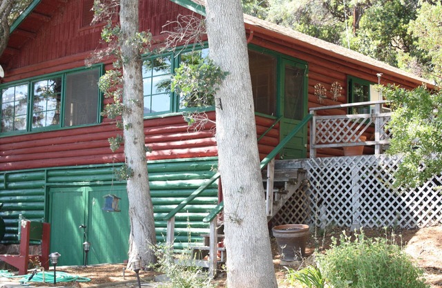 1930's Rustic Cabin auf Private Honeymoon Cove Estate Schlafmöglichkeiten für 11