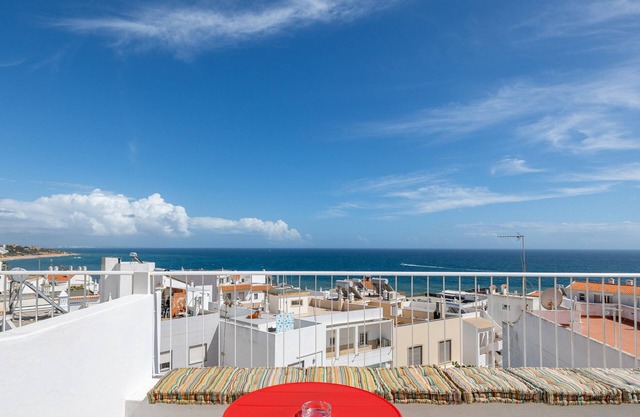 #195 Rossio Mar by Home Holidays
