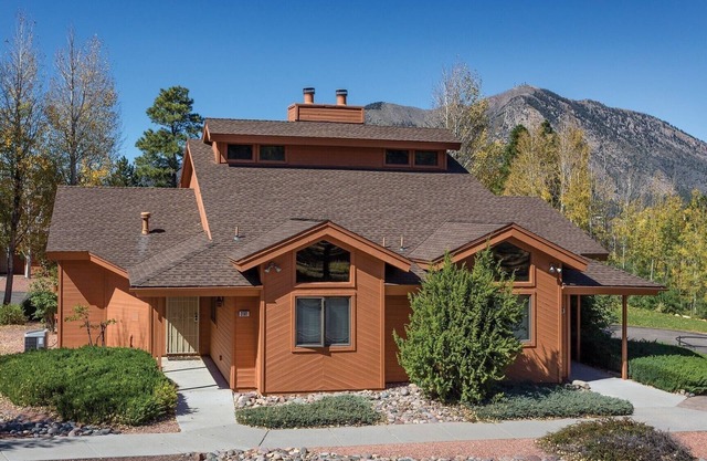 1BD/Flagstaff w/Full Kitchen, W/D, Sleeper Sofa & Amazing Amenities!!