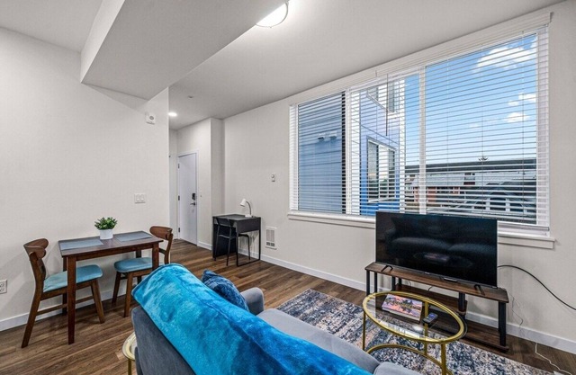 1BR/1BA Chic Apartment near Hospitals