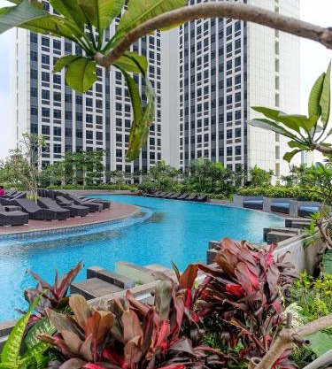 1BR Chadstone With Pool and Gym