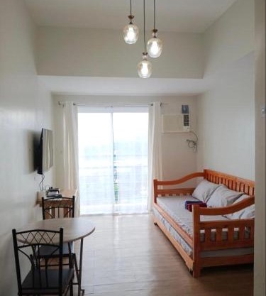 1BR Condo at The Loop