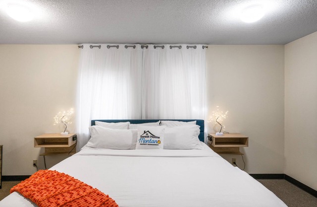 1BR1BA Apartment Located Just Five Blocks From Yellowstone National Park!- Bison