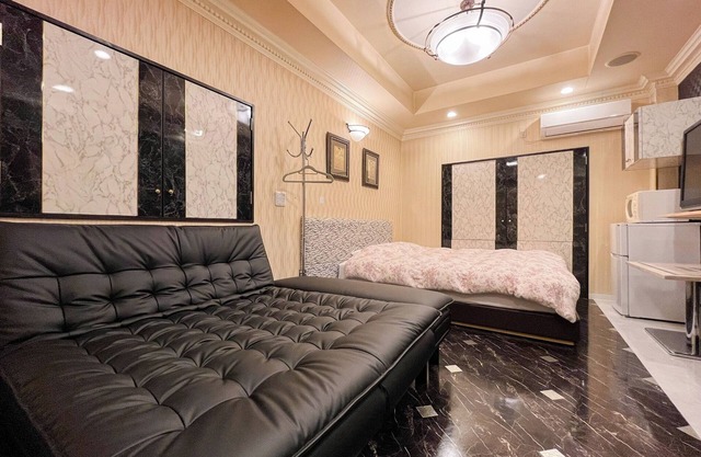 1F 3 minutes walk from the station Good access to tourist spots and the airport / Adach Tokyo