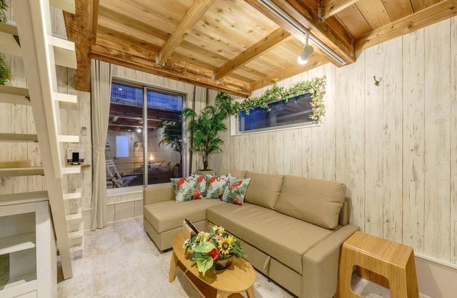 1F New AP Tluxury / Free WiFi