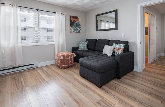 1st Floor 1 Bedroom Condo!