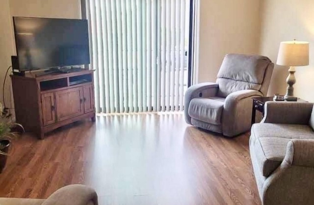 1st Floor Condo in the Desert w/ Pool, Spa & BBQ