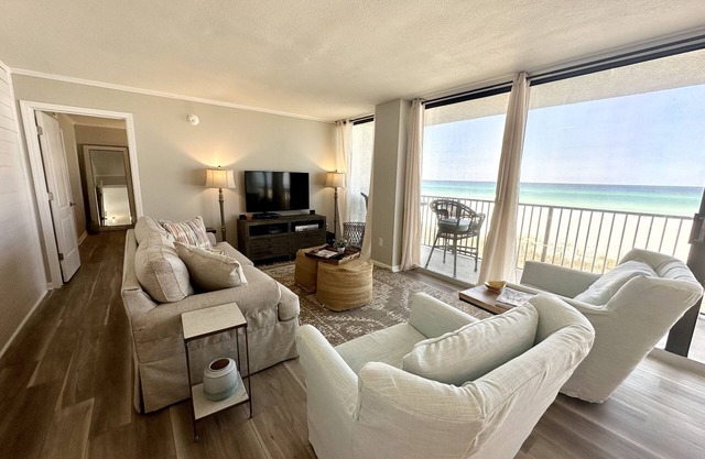 1st Floor Seachase! Beach Chair Service Included! Newly Remodeled! Spring Specials:-)