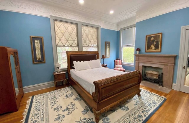 2/2 in Historic Mims-Dreyfus House in Belhaven